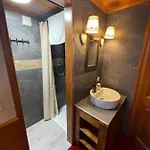 Alojamento de Acomodação e Pequeno-almoço Family Le Vieux Chalet Chateau-d'Oex