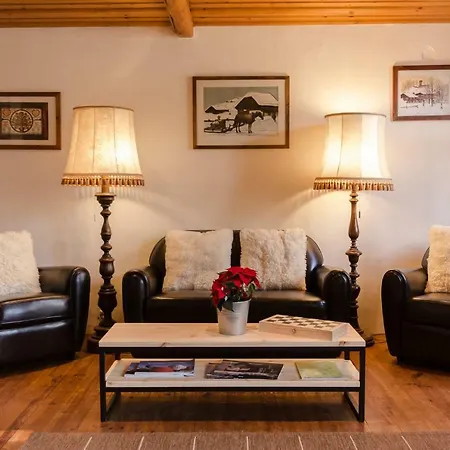 فندق مبيت وإفطار Family Le Vieux Chalet *