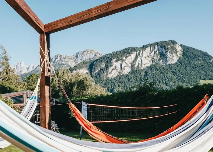 Family Le Vieux Chalet Bed and breakfast Château-d'Oex