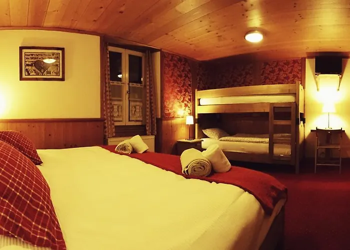 Family Le Vieux Chalet Bed & Breakfast