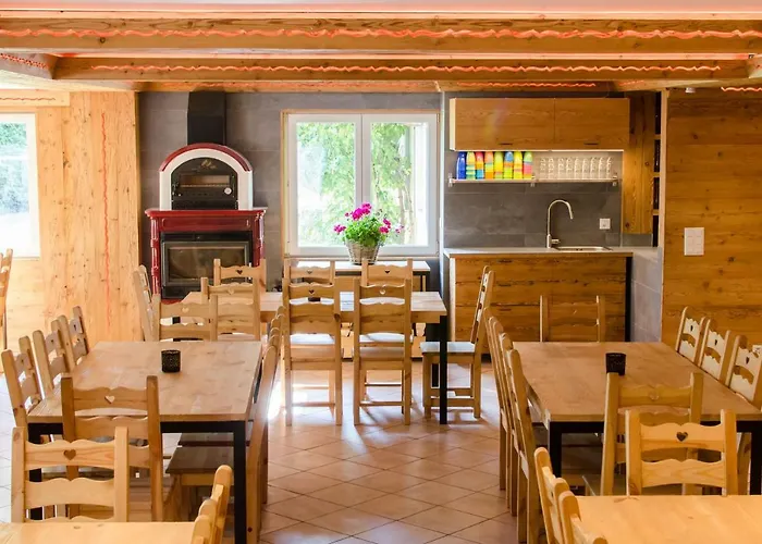 Family Le Vieux Chalet Bed & Breakfast Château-d'Oex