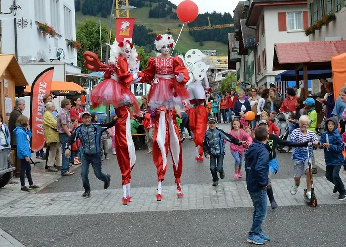 Family Le Vieux Chalet Nocleg ze śniadaniem Chateau-d'Oex