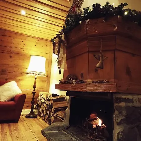 Family Le Vieux Chalet Bed & Breakfast *