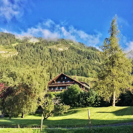 Bed & Breakfast Family Le Vieux Chalet