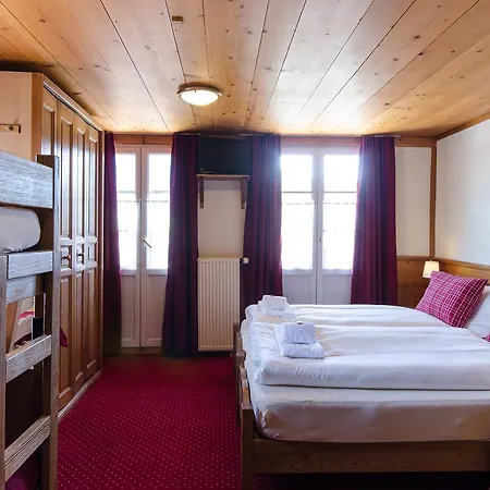 Family Le Vieux Chalet Bed & Breakfast Chateau-d'Oex