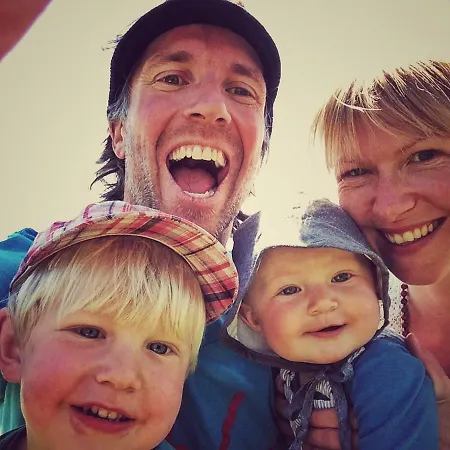 Family Le Vieux Chalet Bed & Breakfast