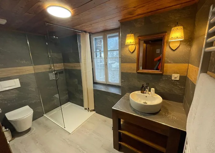 Family Le Vieux Chalet שאטו-דו