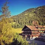 Family Le Vieux Chalet Bed and Breakfast Chateau-d'Oex